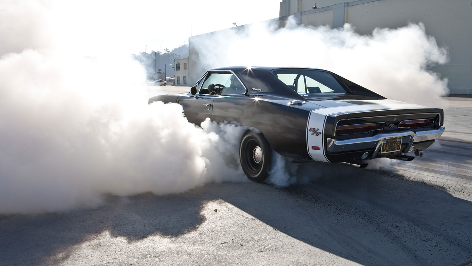 Your Ridiculously Cool Dodge Charger Burnout Wallpaper Is Here