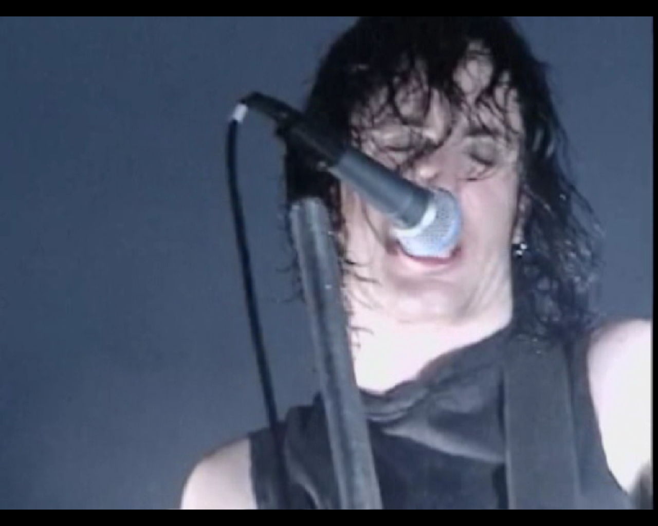Trent Reznor In Dissonance Tour Nine Inch Nails Image