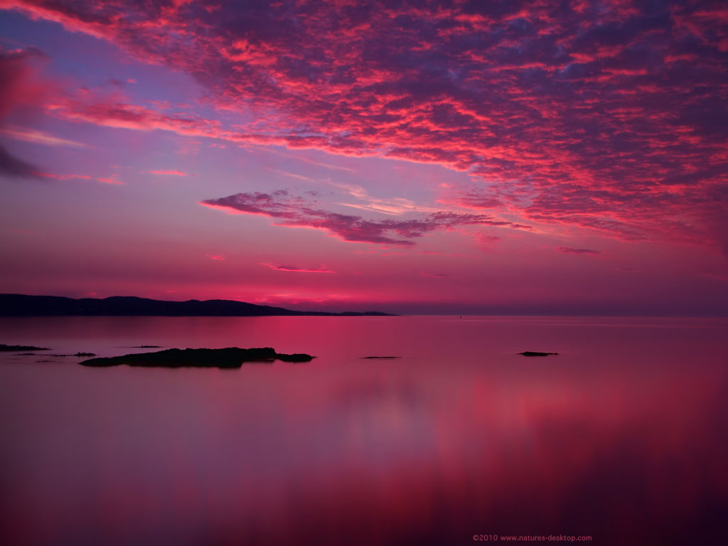 Pink Skies Over the Ocean   Desktop Background 1024x768 pixels