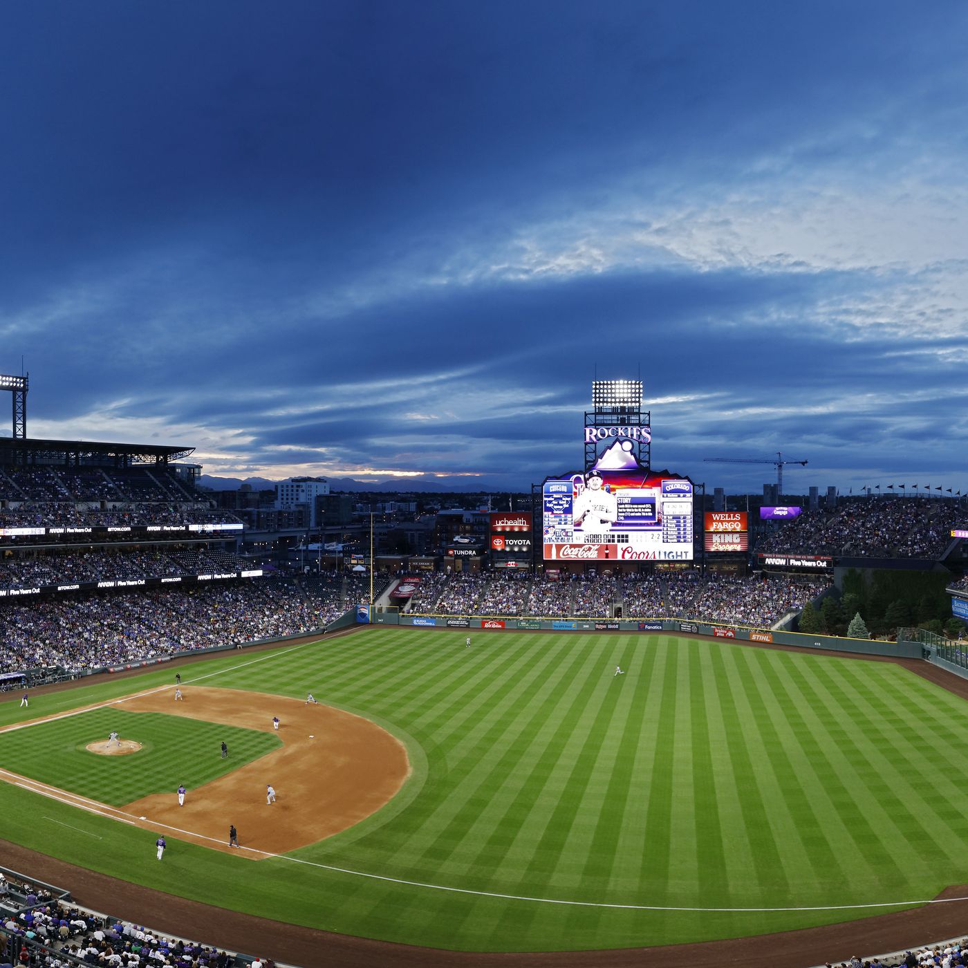 Coors Light Twins Wallpaper