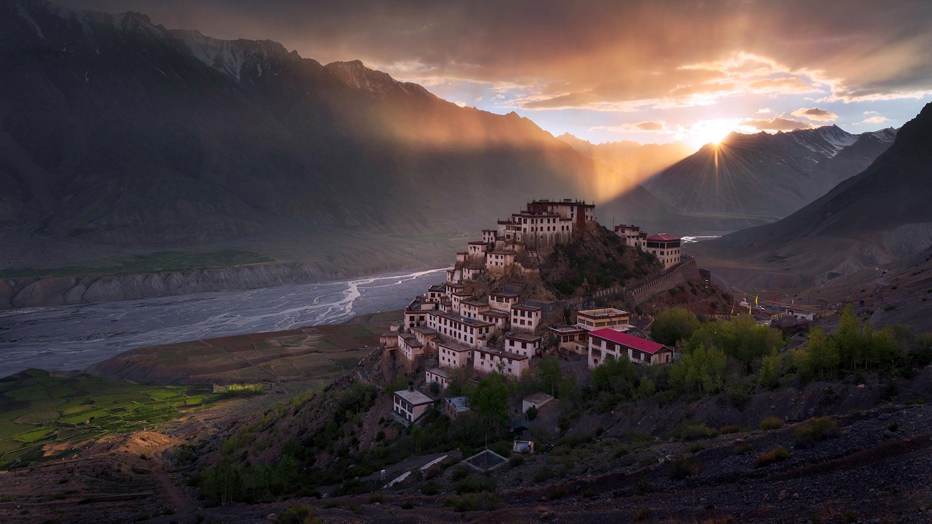 The Key Monastery In Spiti Himachal By Microsoft Wallpaper