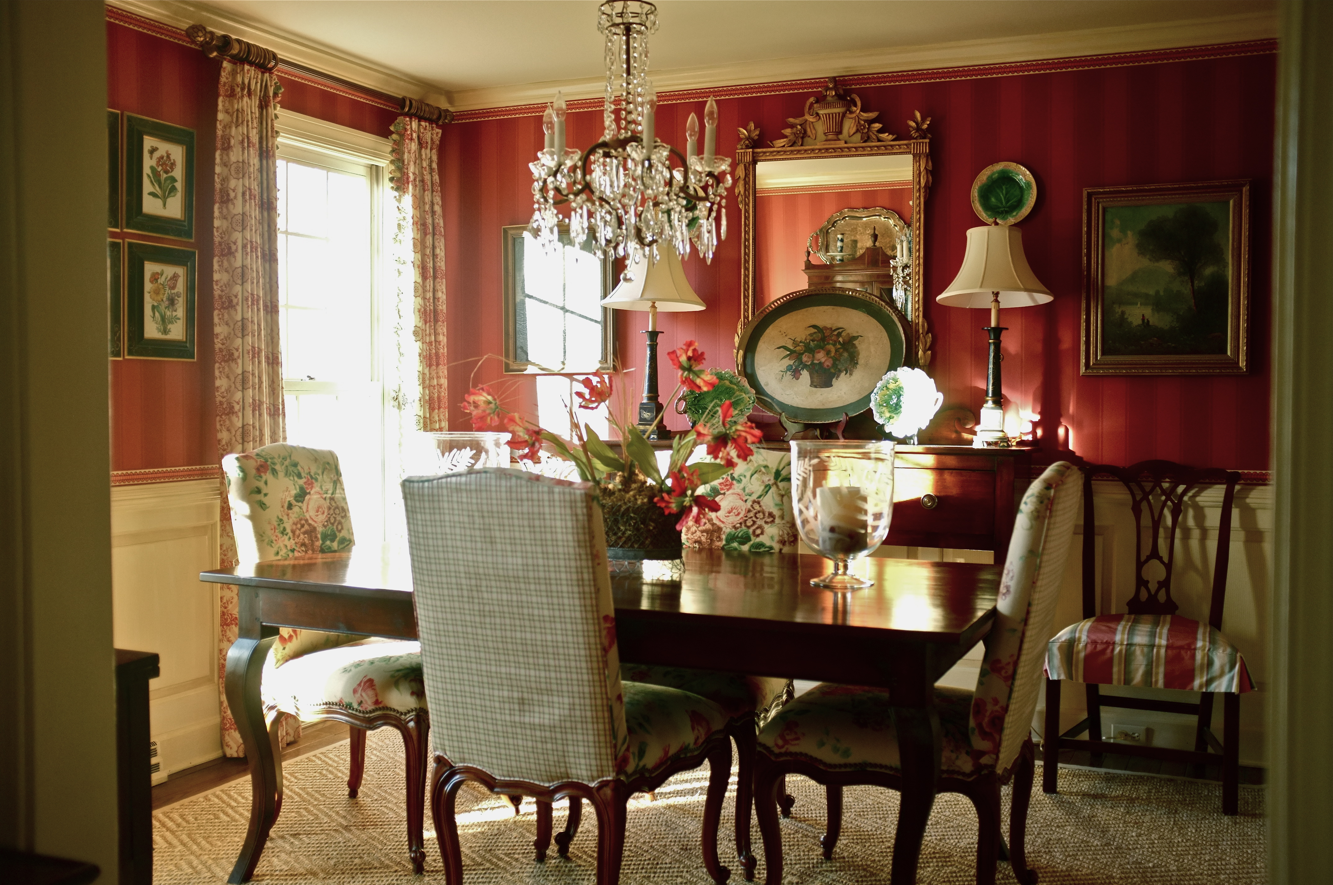 Wallpaper For Dining Room With Wainscoting