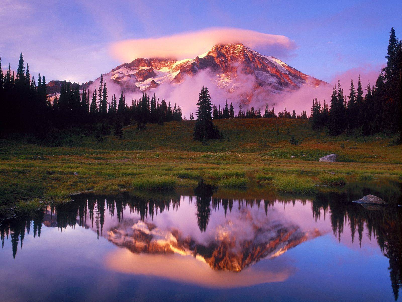 Beautiful Mountain Reflection Desktop Quality Nature Scenery Wallpaper
