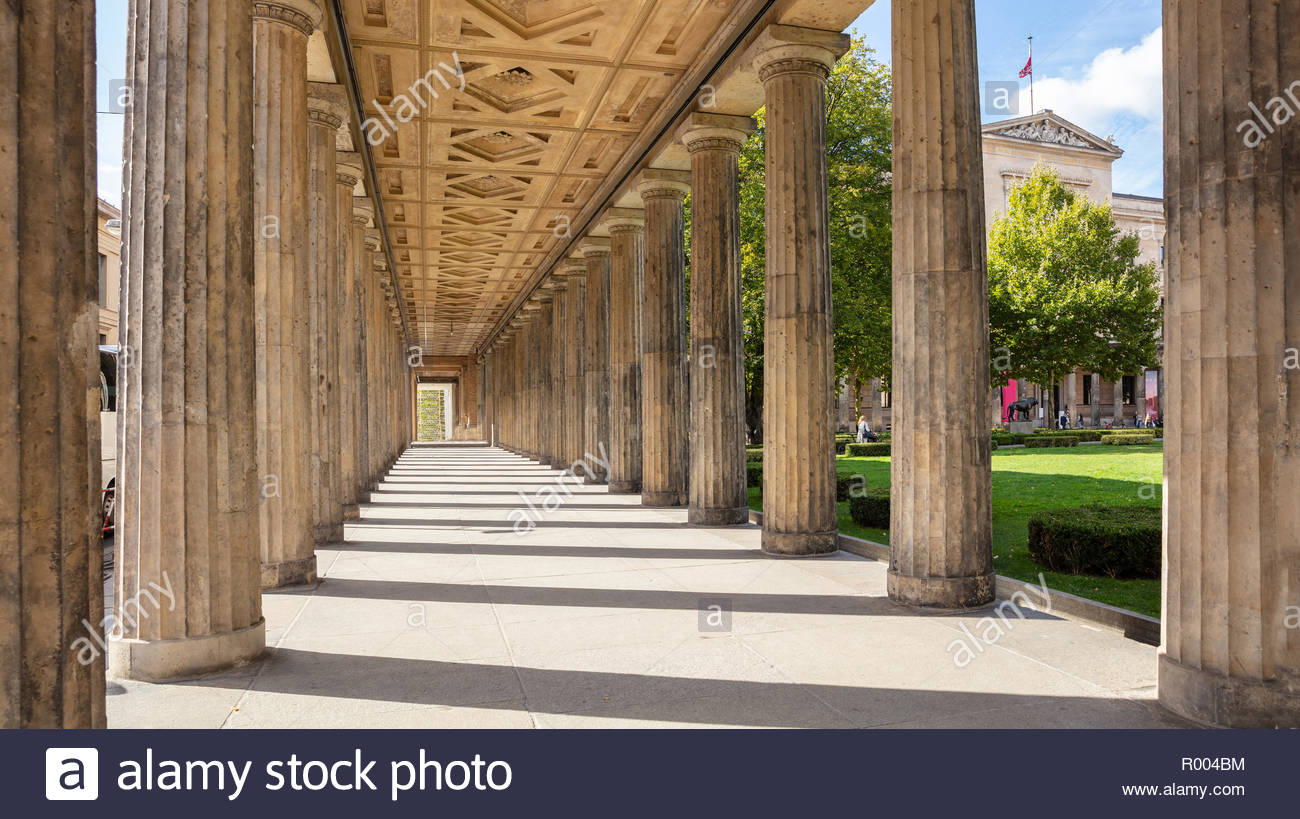 Colonnade Pillars In Berlin Germany Low Angle Photo Wallpaper