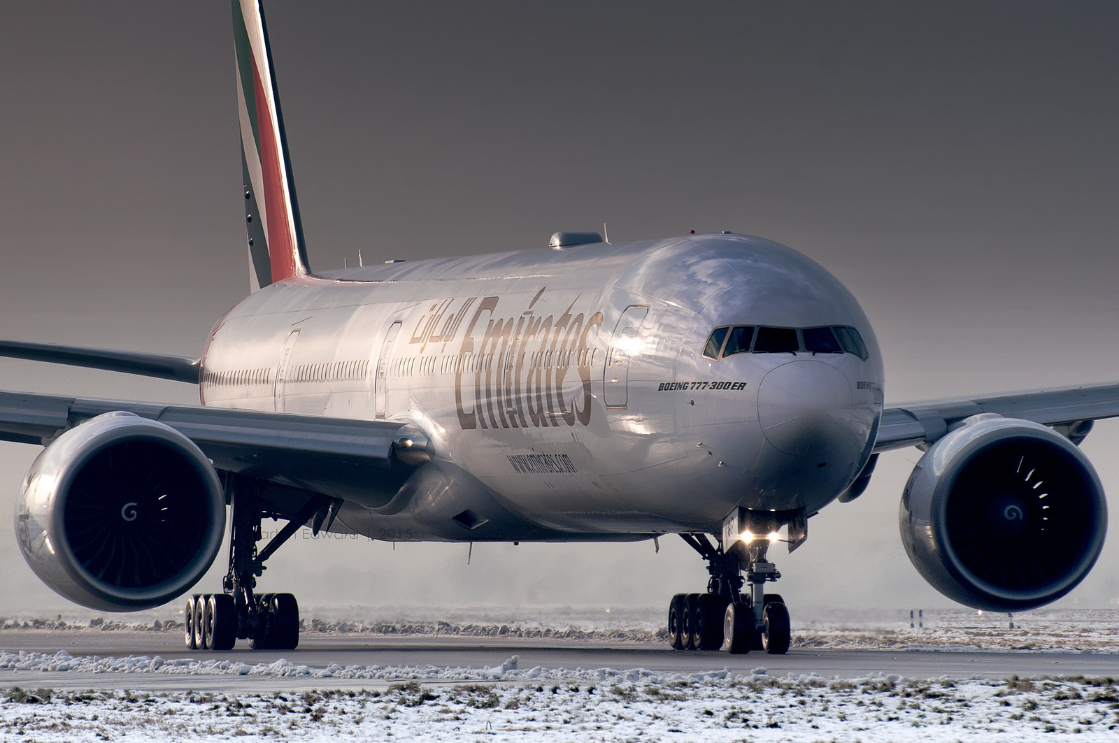 777 300ER Planes Boeing Emirates Airplane Wallpapers HD