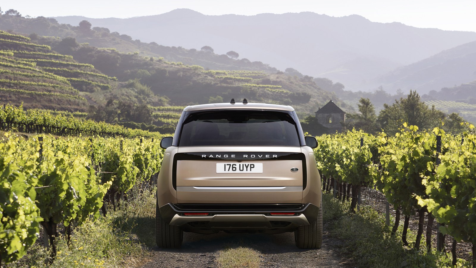 Redesigned Land Rover Range Raises The Bar For Luxury Suvs