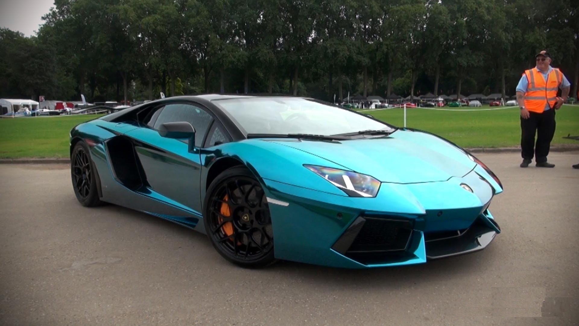 Wallpaper HD 1080p Lamborghini Aventador