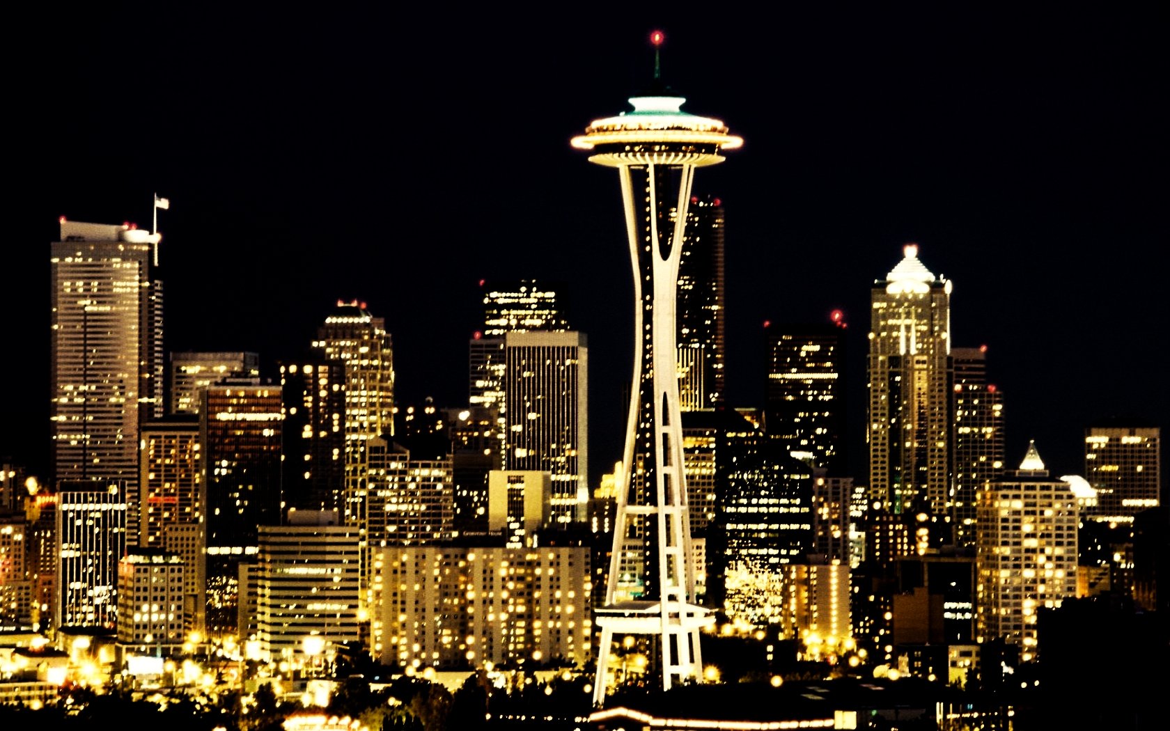 Skyline Seattle Wallpaper 1680x1050 Skyline Seattle City Lights