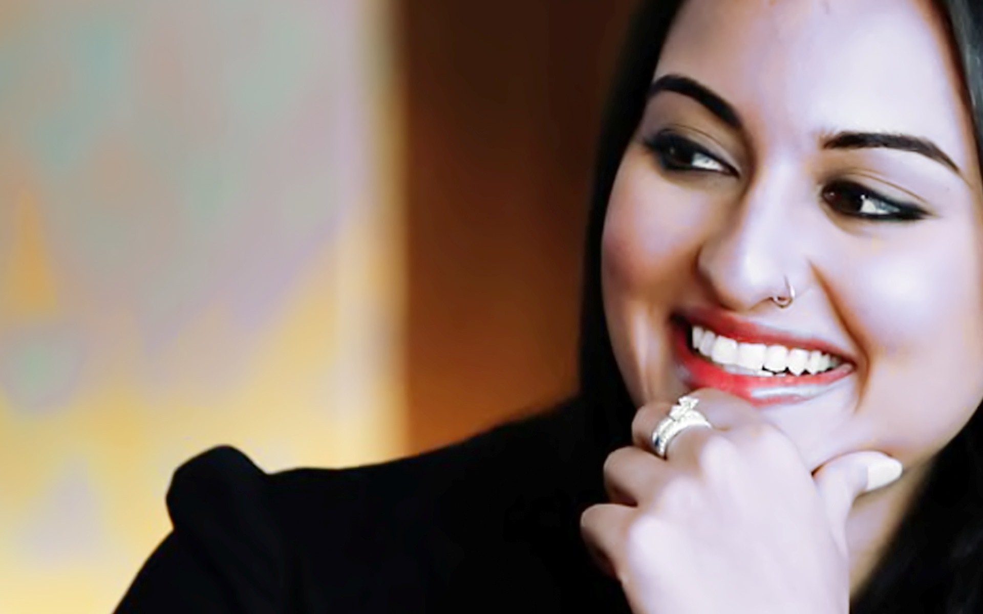 Cute Smile Of Sonakshi Sinha Famous Bollywood