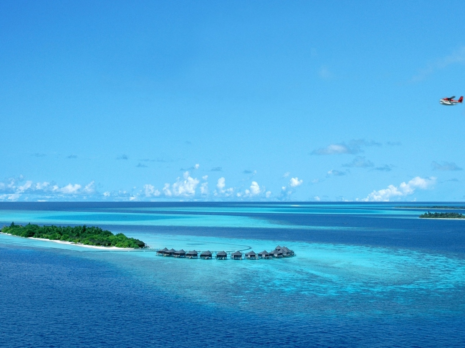 1600x1200 Komandoo Island Maldives desktop PC and Mac wallpaper