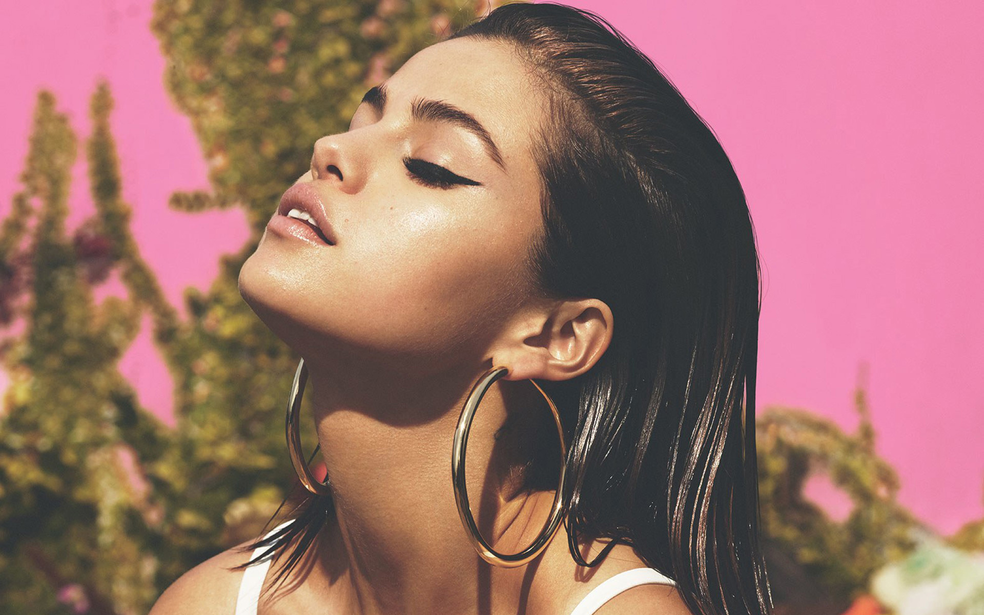 Gorgeous Selena Gomez HD Wallpaper