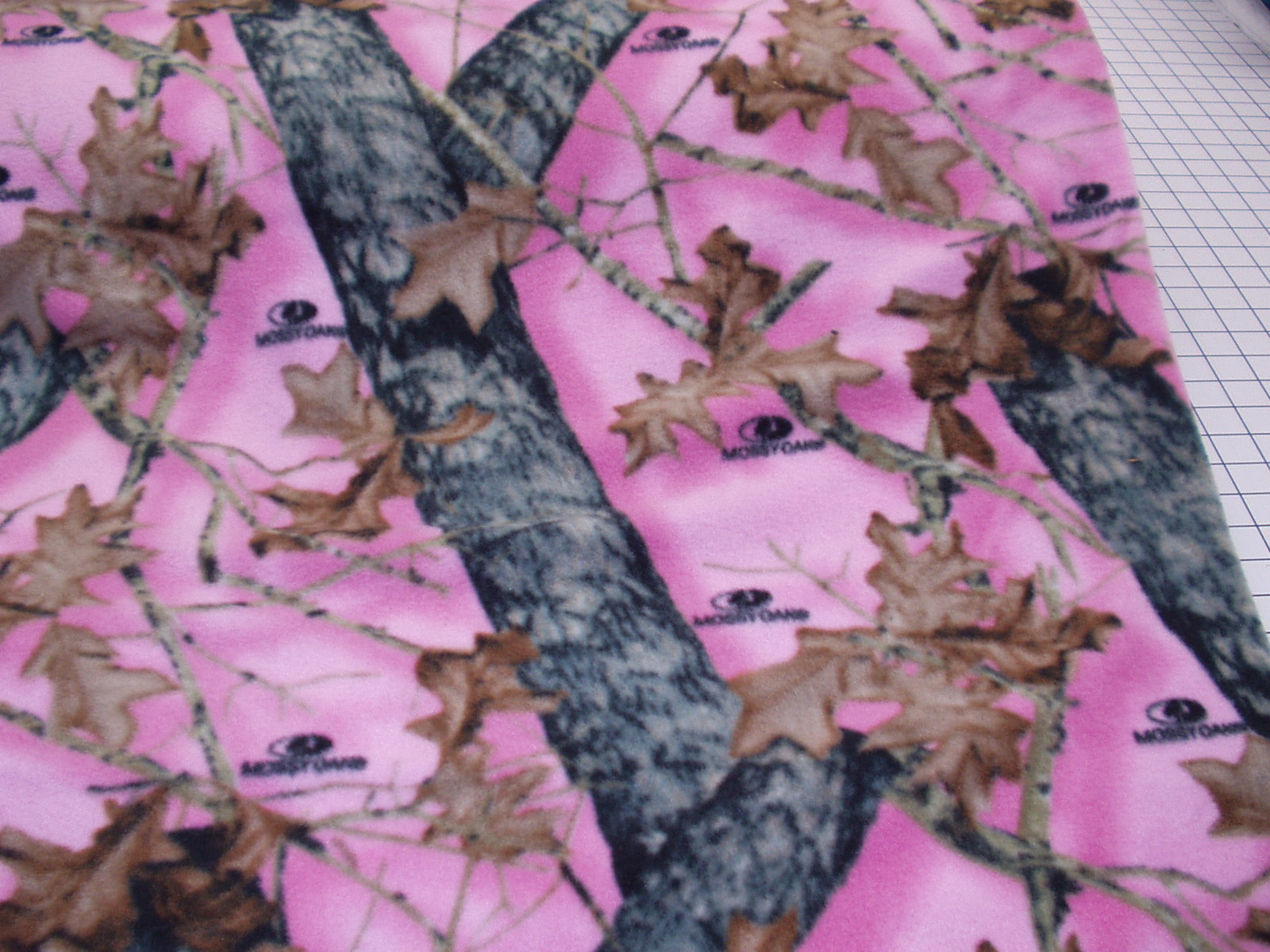 Mossy Oak Pink Camo Fabric