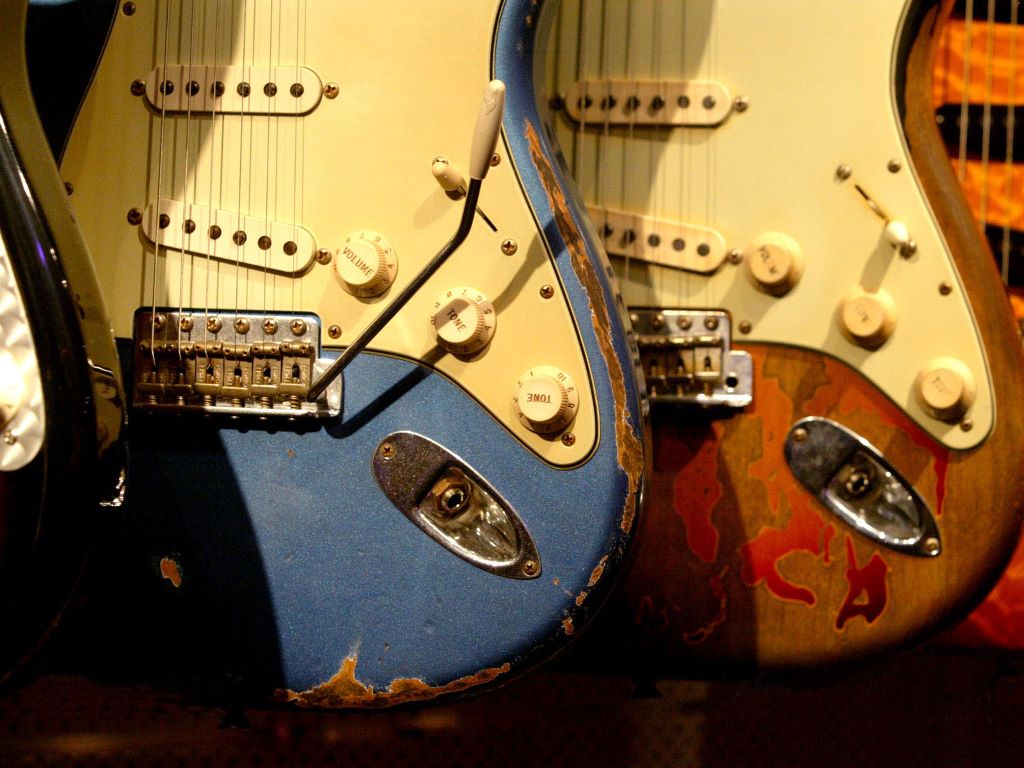 Guitar Wallpaper Old Busted Up Fender Stratocaster