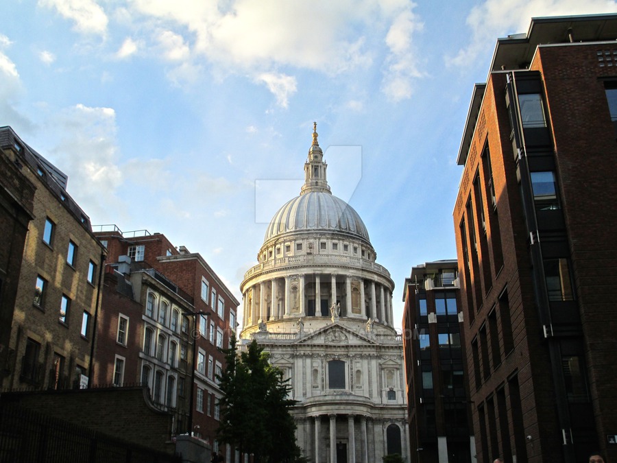 St Pauls Cathedral I by HyperCaz on