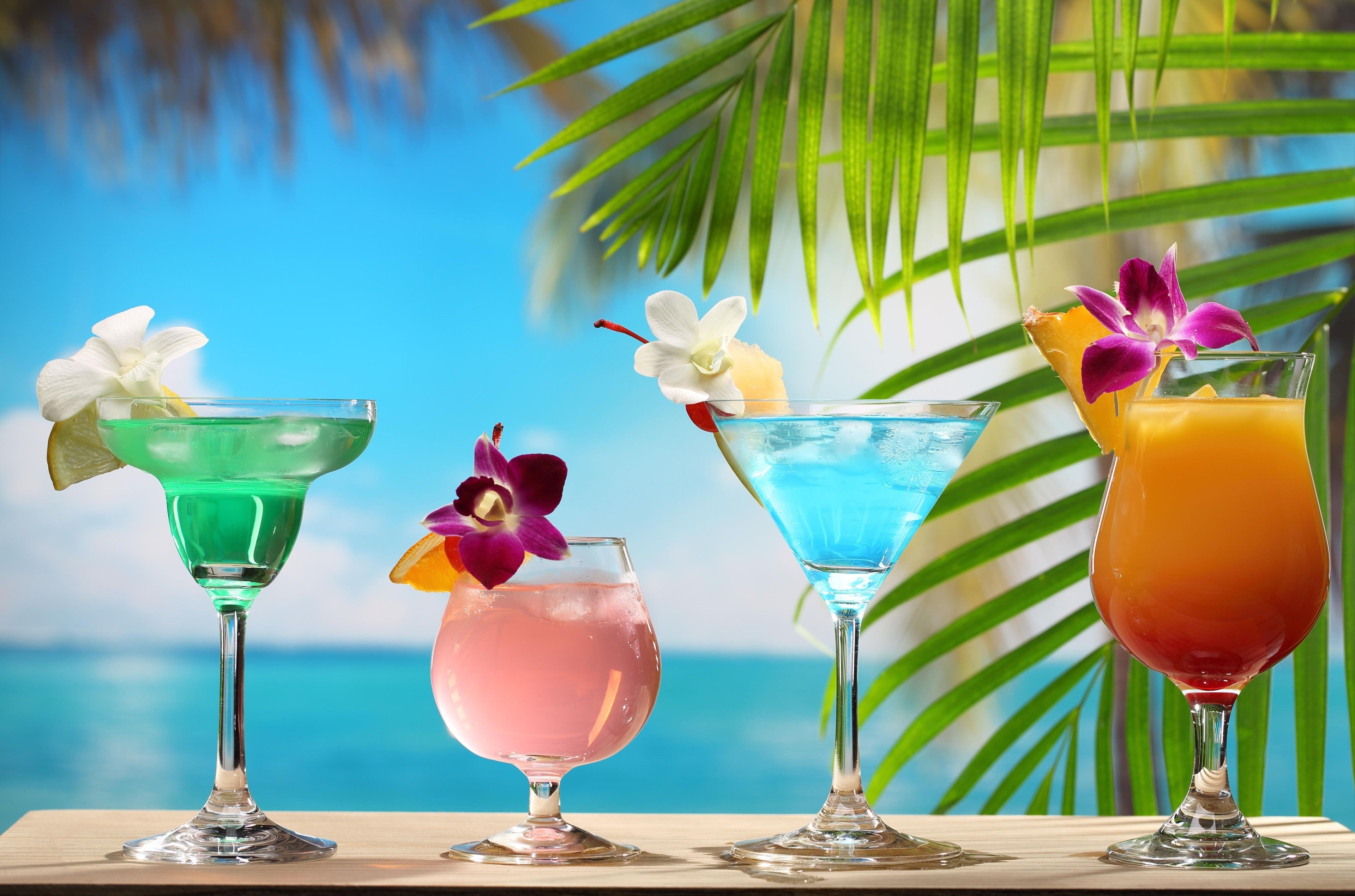 Tropical Cocktails Wallpaper
