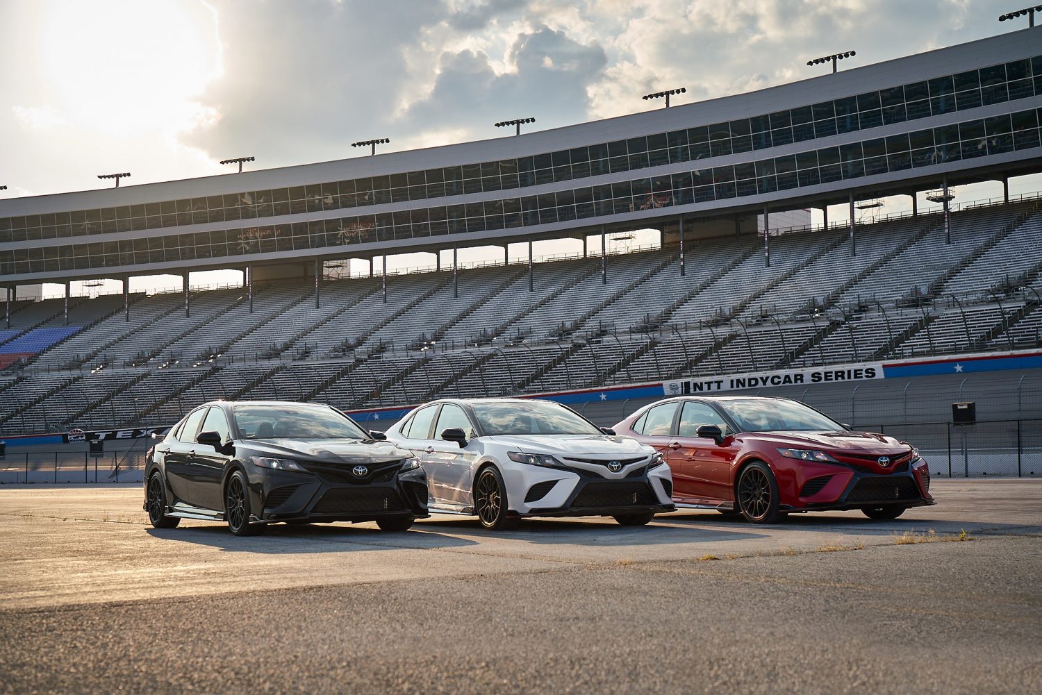 A Course In Winning Toyota S First Ever Camry Trd And Avalon