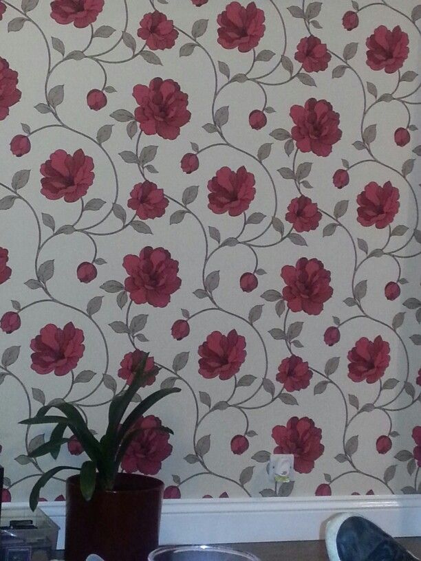 Red flower wallpaper Living room Pinterest