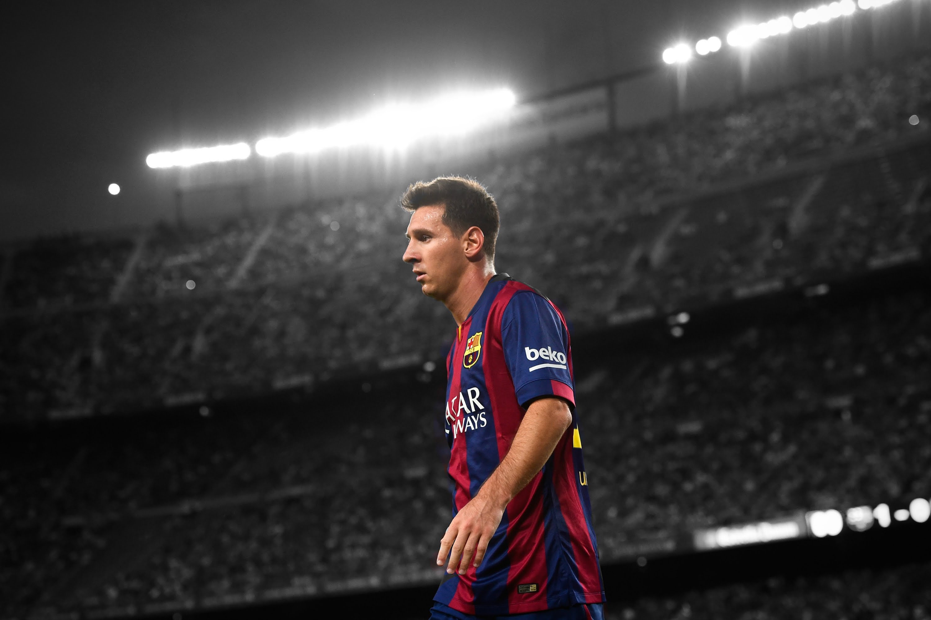 Lionel Messi Wallpapers: Tận hưởng những bức ảnh nền Lionel Messi đầy nghệ thuật để biến màn hình của bạn thành một bức tranh tuyệt đẹp với chân dung của siêu sao bóng đá này.