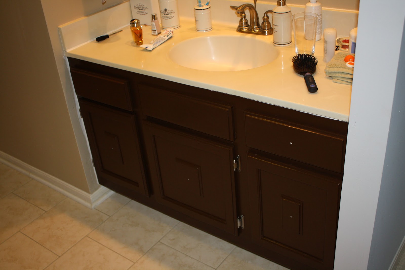 Color Ideas For Painting Bathroom Vanity