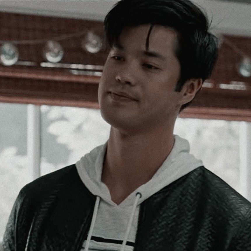 Icon Zach Dempsey Ross Butler Reasons Why