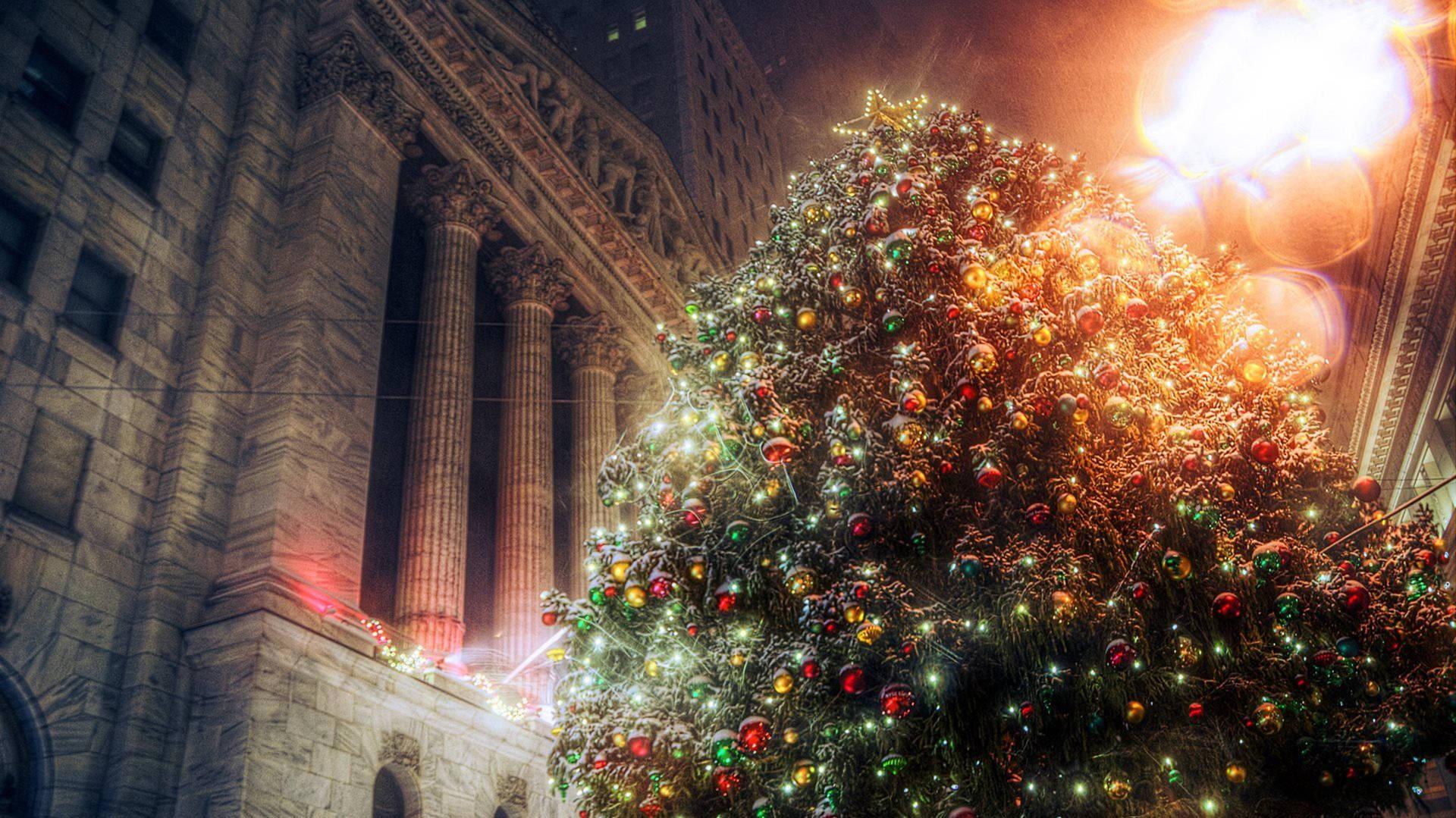 Download New York Stock Exchange 4K Ultra HD Christmas Tree