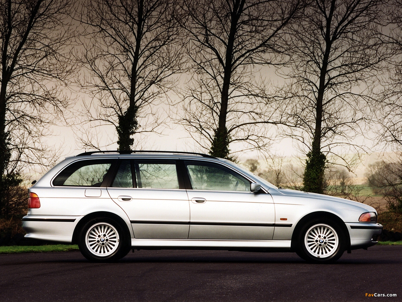 BMW 525tds Touring UK spec E39 19972000 wallpapers 1280x960