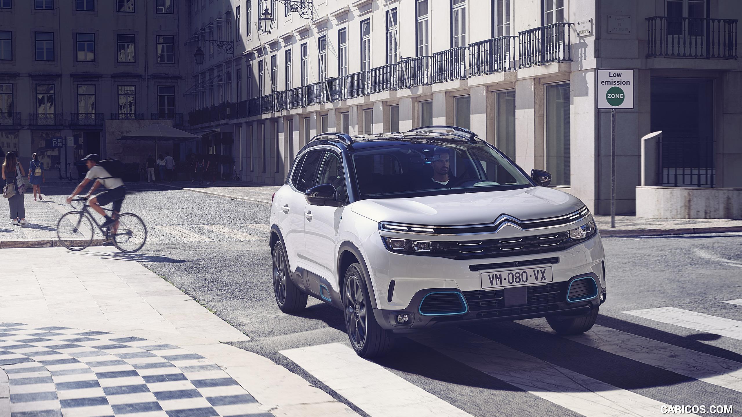 Citroen C5 Aircross Hybrid 2020my Front Three Quarter