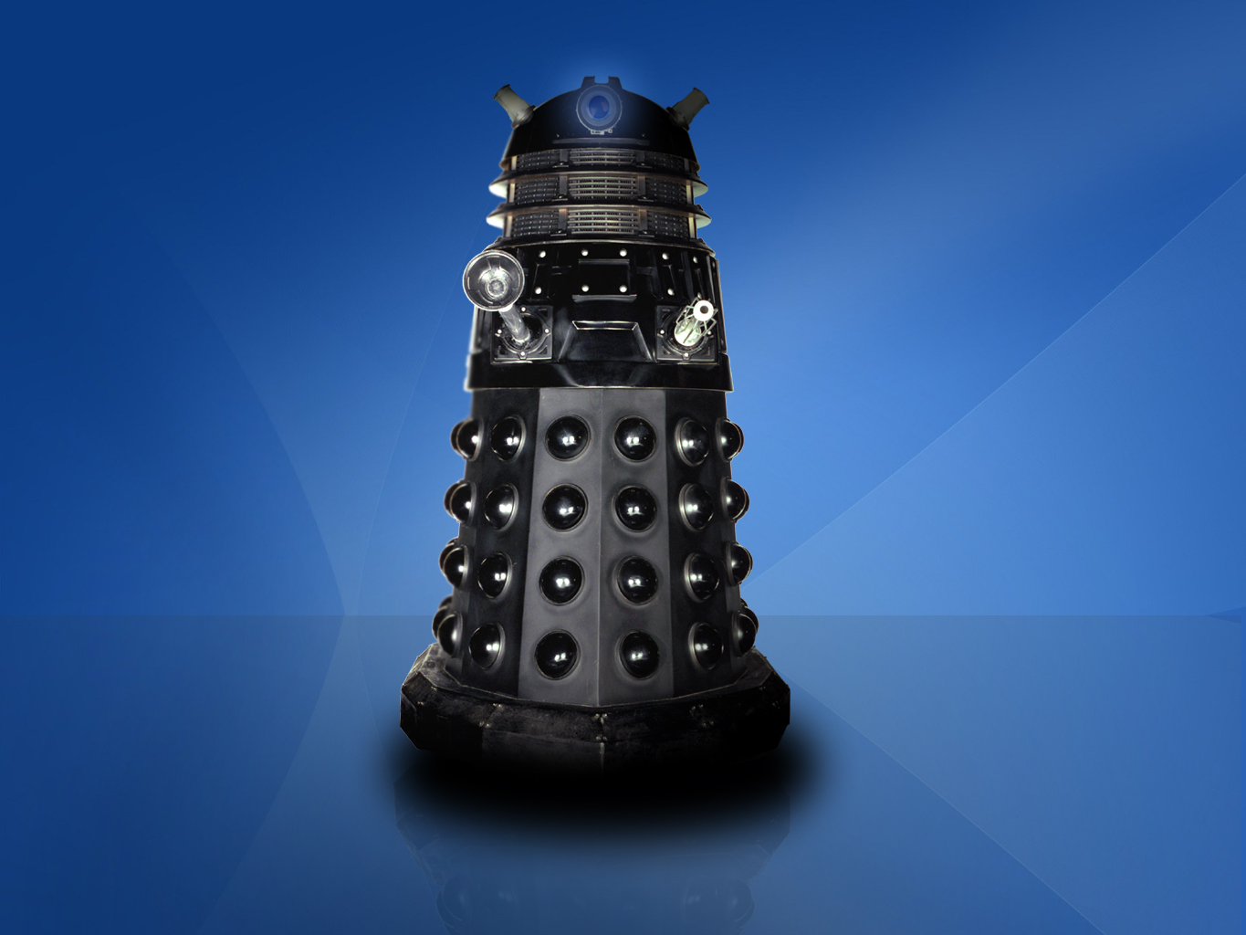 Dalek Dual Screen Doctor Who Photo