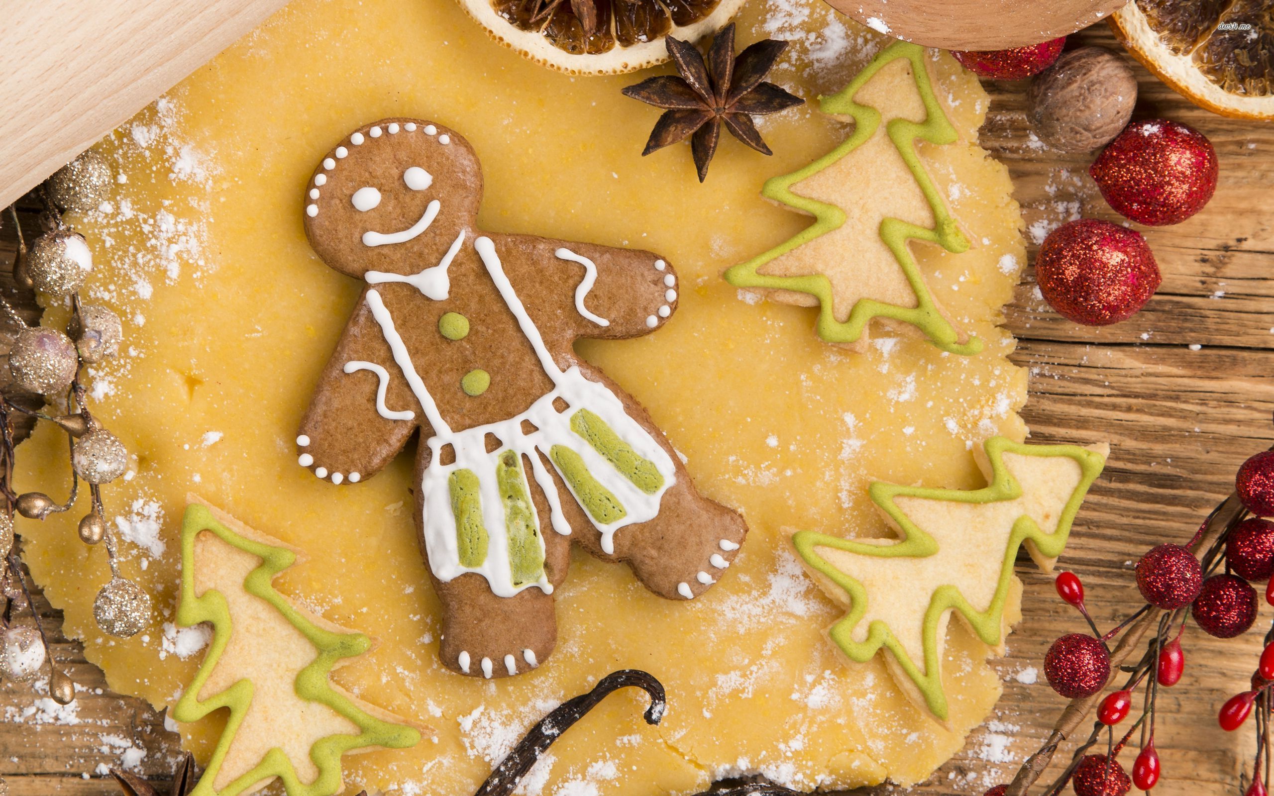 Gingerbread Man And Cookies Wallpaper