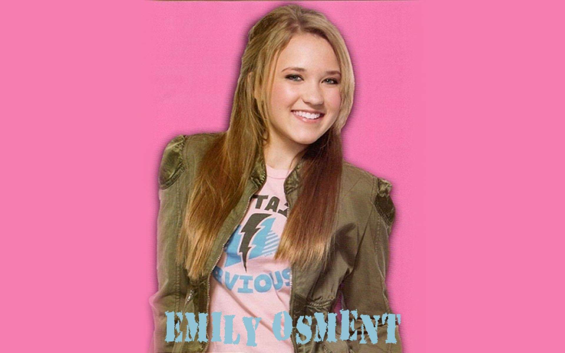 Emily Osment HD Wide Wallpaper For Background In High Resolution