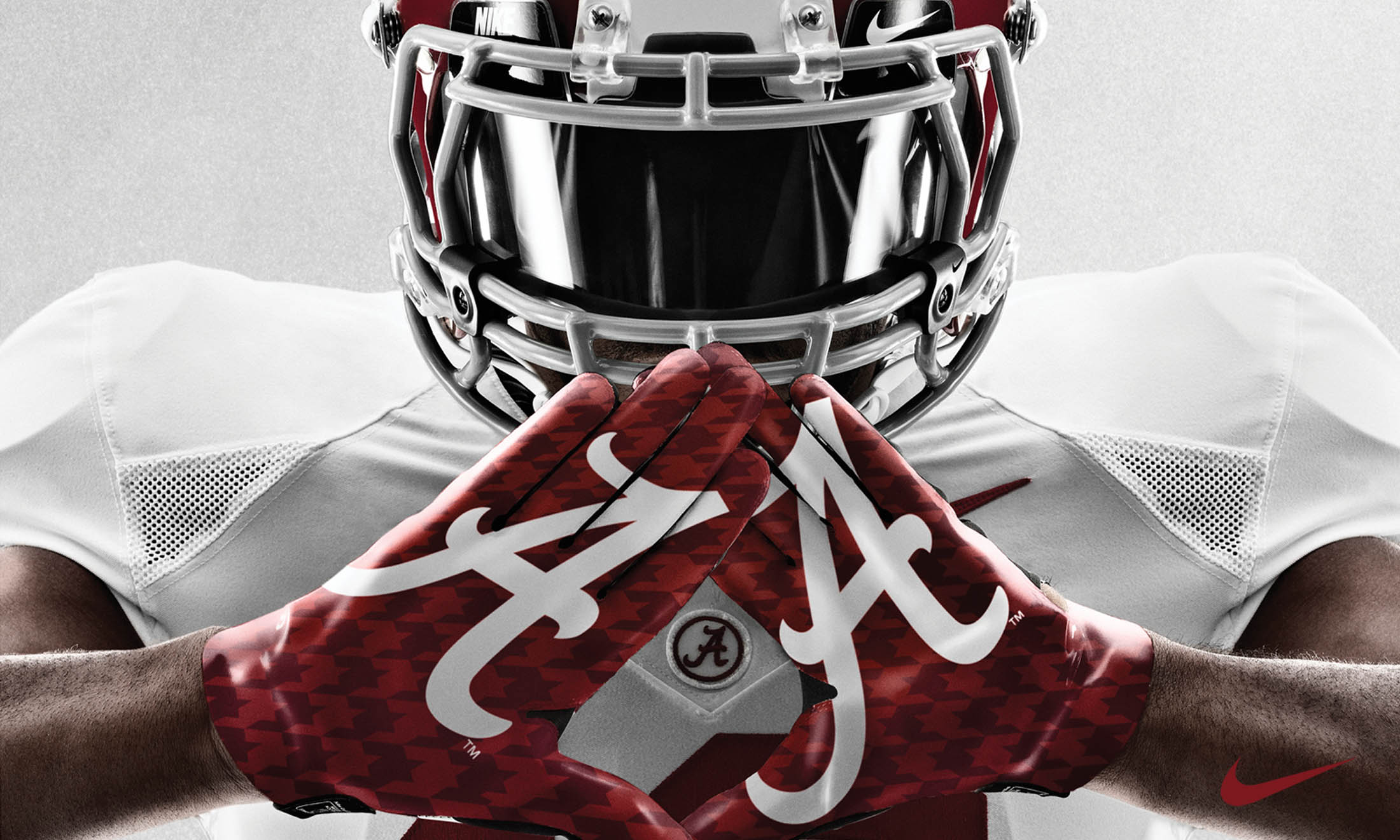 Alabama Crimson Tide Nike Football Uniform Helmetgame Wallpaper Twelve