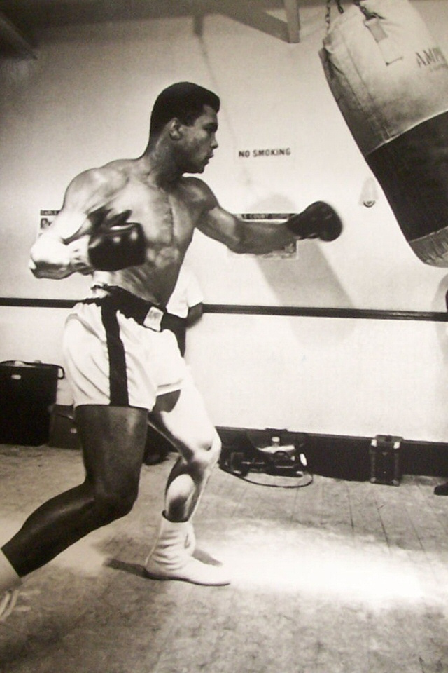 Muhammad Ali Vs Sonny Liston Wallpaper Punch