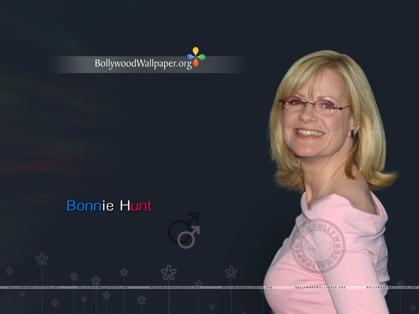 Bonnie Hunt Wallpaper HD Background