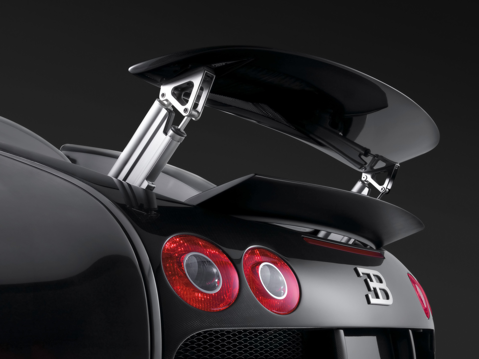 Bugatti Eb Veyron Pur Sang Raised Rear Wing