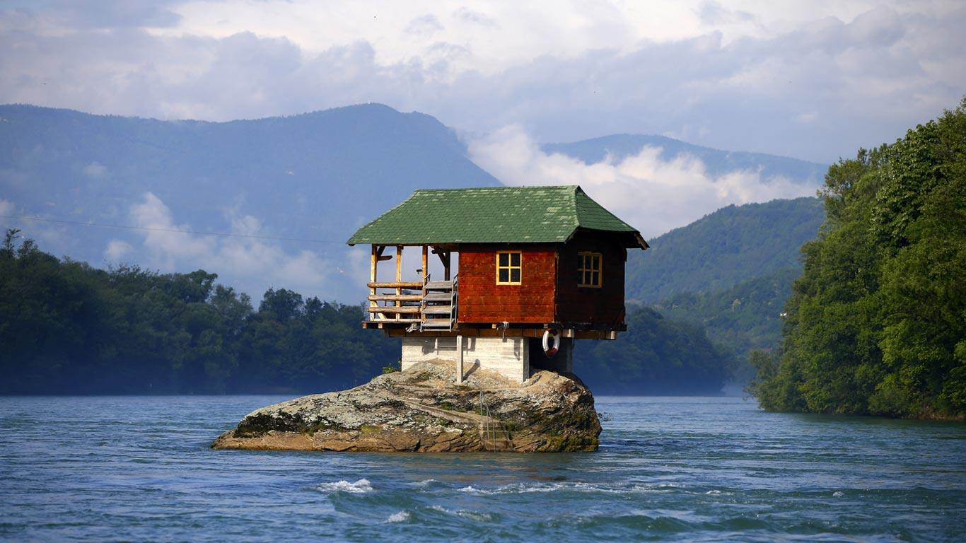 Funny House A Built On Rock The River Drina