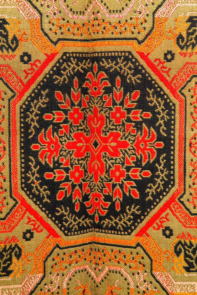Early American Ingrain Carpet At 1stdibs