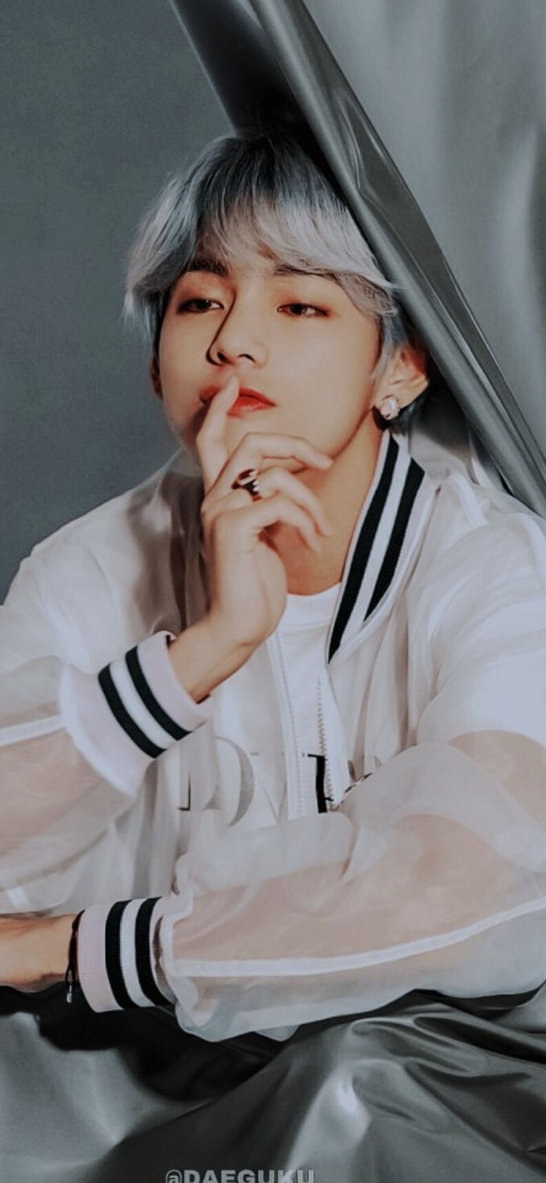 Kim Taehyung Wallpaper