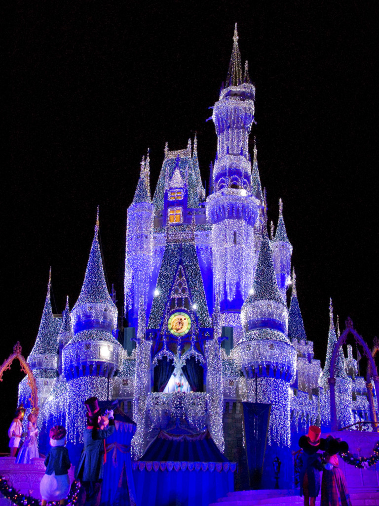 App Shopper Wdw Holiday Pics Walt Disney World Wallpaper Travel