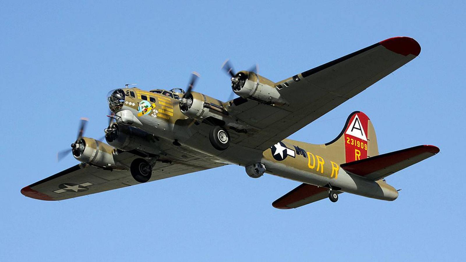 Bomber Warbird B Flying Fortress Wallpaper Hq
