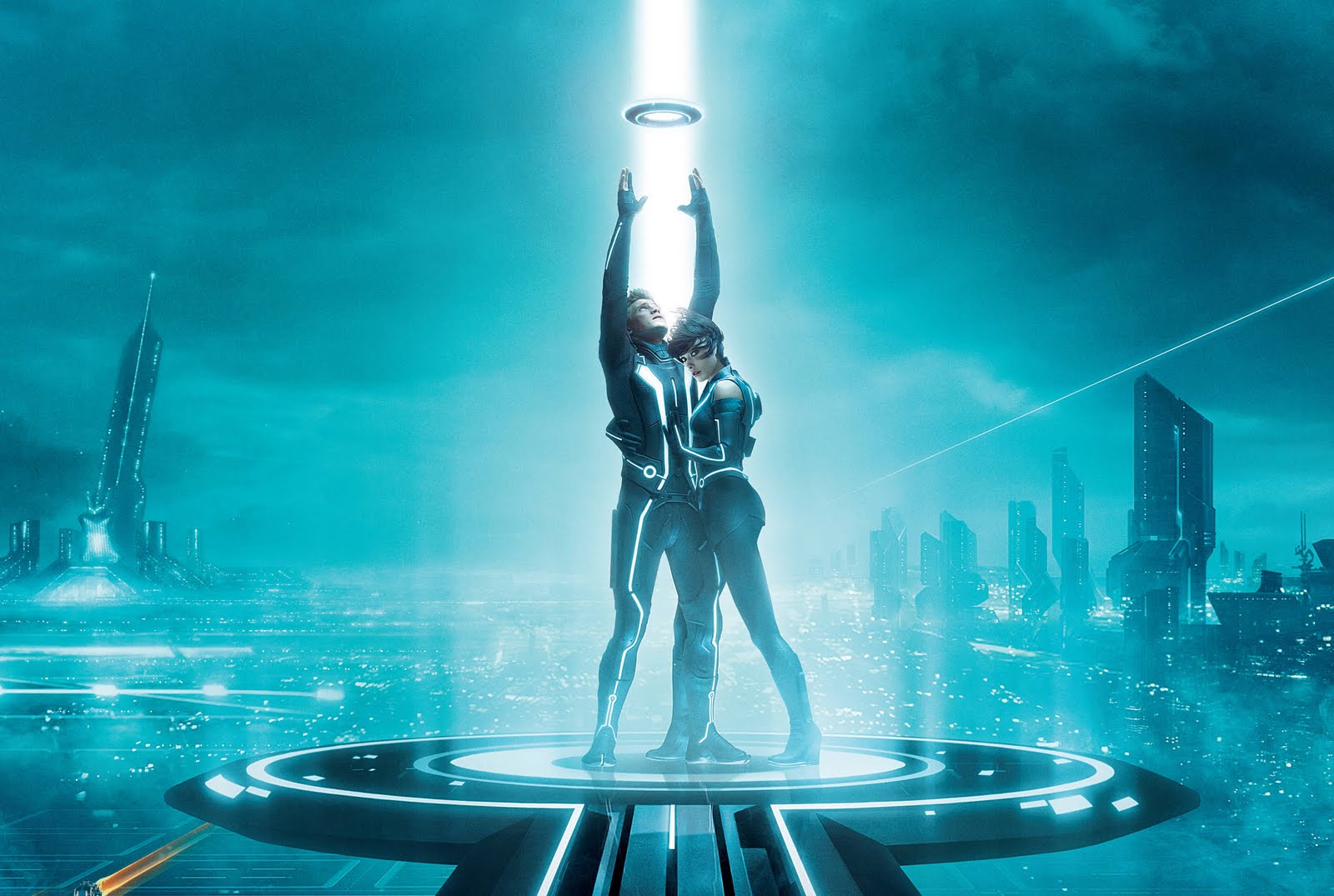 Back To The Grid Tron Legacy Director Offers Promising