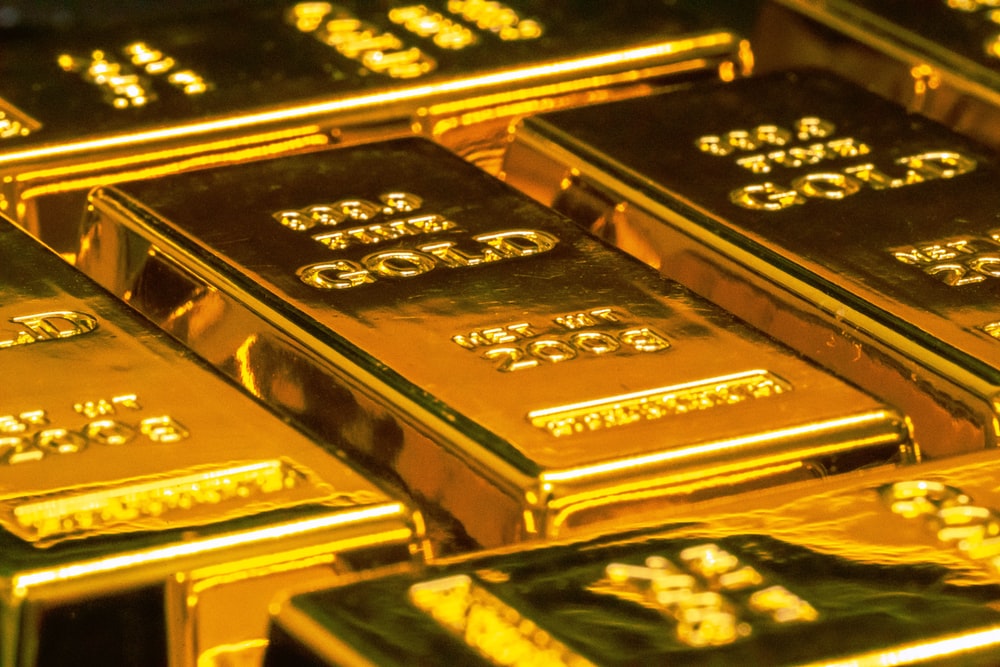 Vàng 8K (8K Gold): Vàng 8K là một trong những loại kim loại quý nhất trong thế giới vàng. Độ bền và giá trị của nó sẽ khiến bạn ngây ngất với sự hấp dẫn của nó. Hãy thưởng thức những bức ảnh đầy sáng tạo và cảm nhận sự sang trọng của vàng 8K.