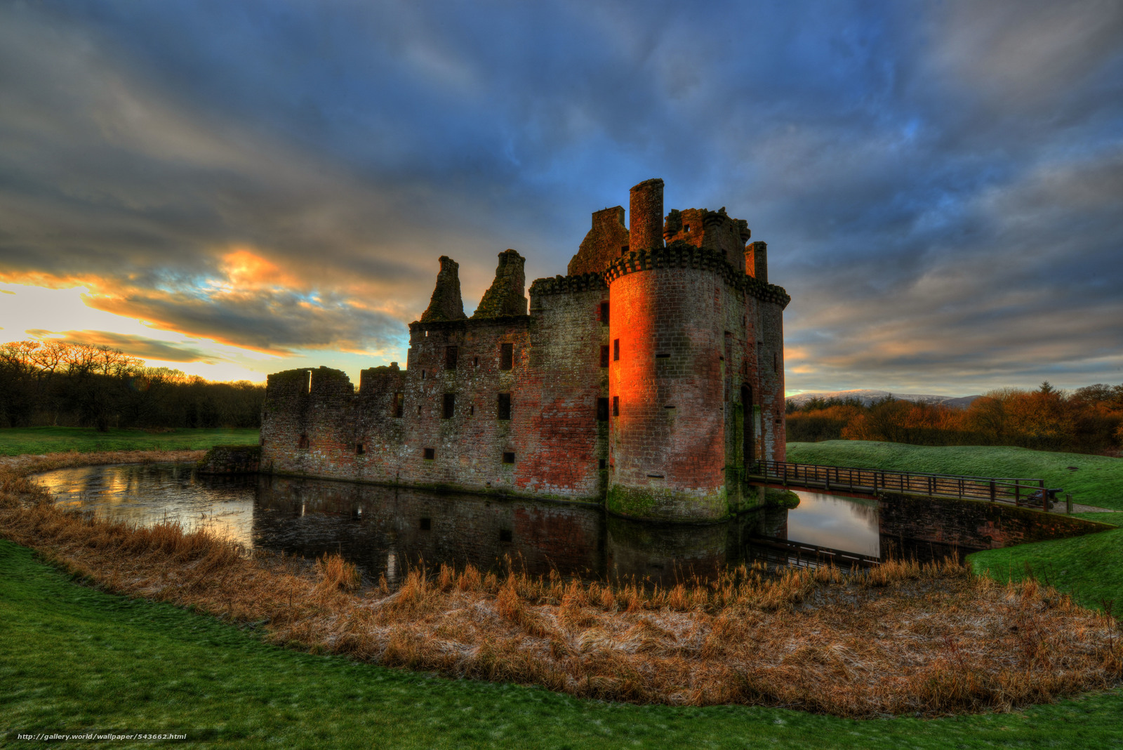 Wallpaper Of A Castle In Scotland St Gdefon