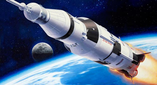Revell Apollo Saturn V Scale Advanced Plastic Model Space Rocket