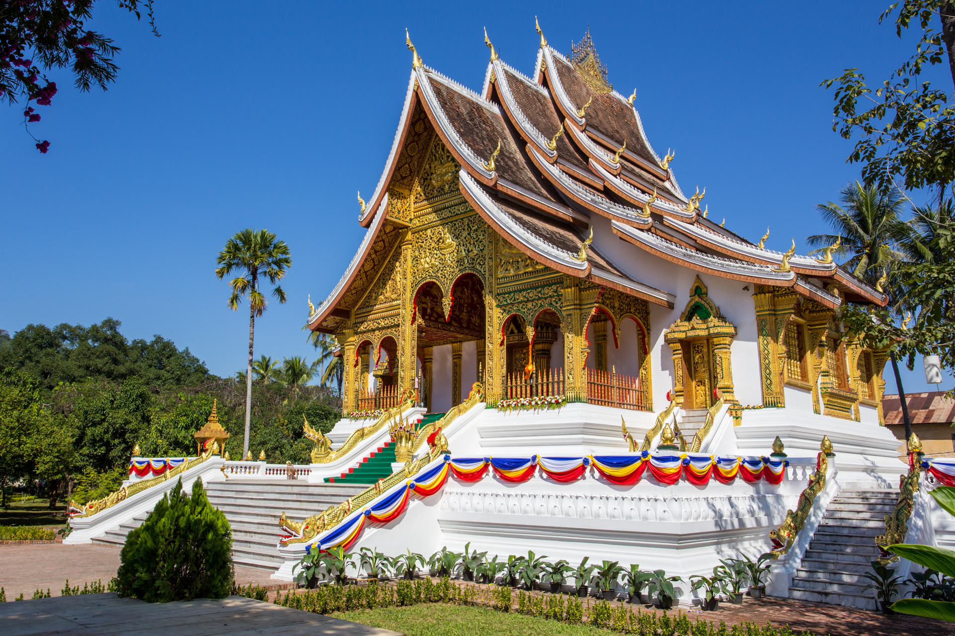 Laos Ican Holidays