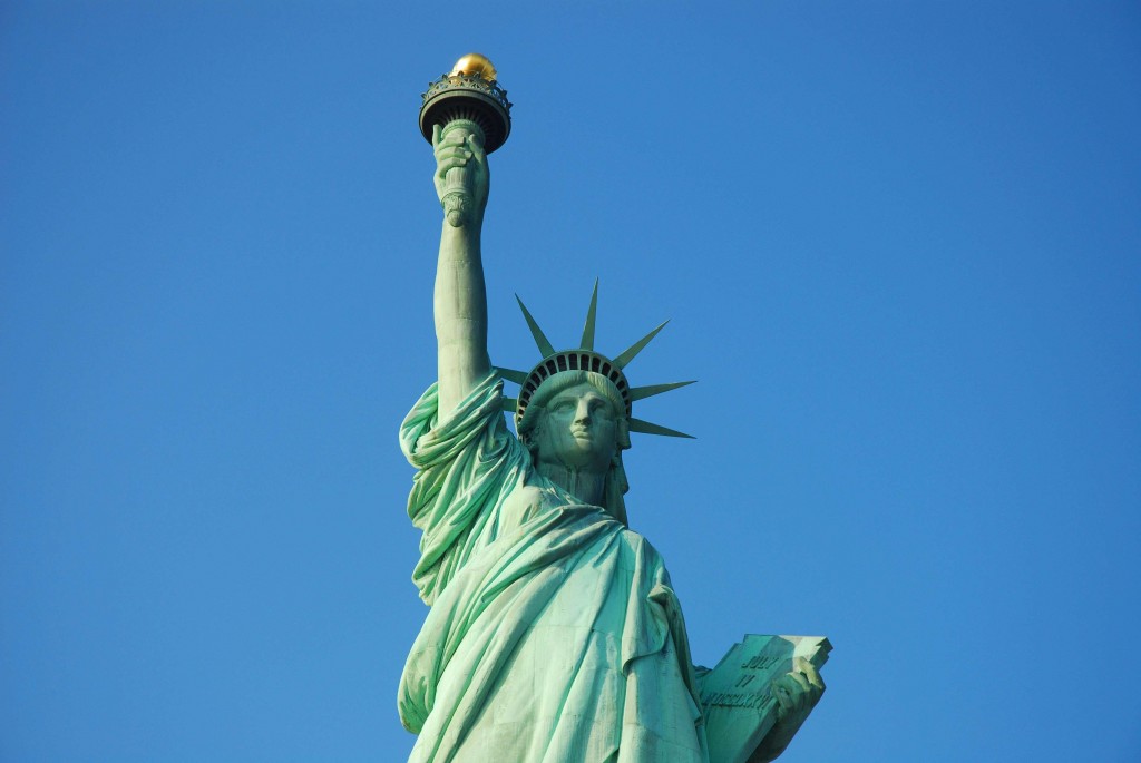 Statue Of Liberty Full HD Widescreen Wallpaper For Desktop