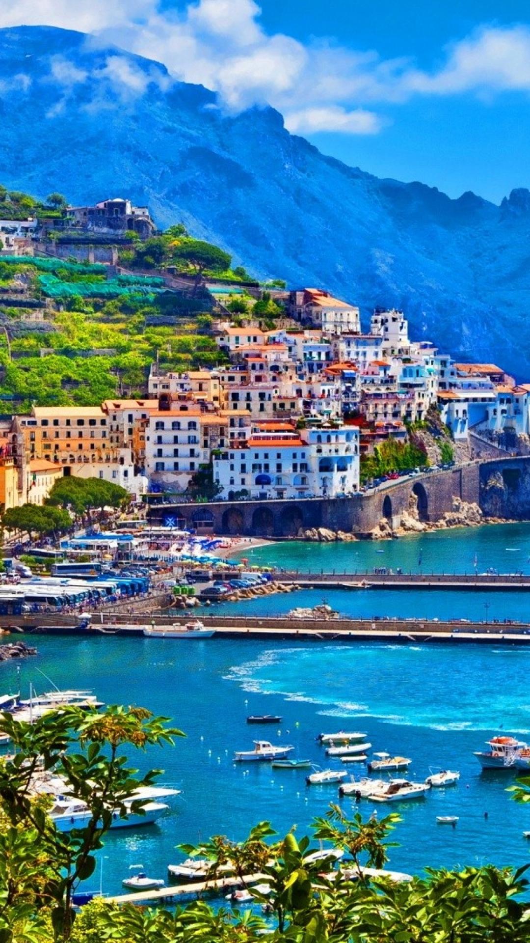 Amalfi Wallpaper Top Background