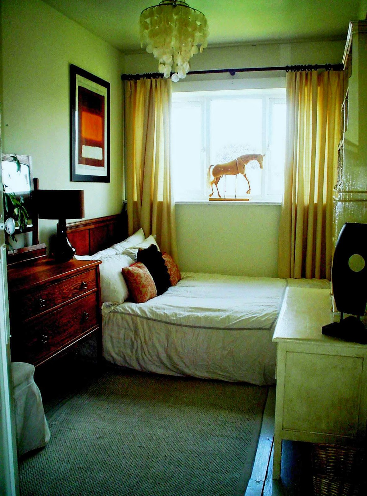 How To Wallpaper A Small Bedroom at Wilson blog