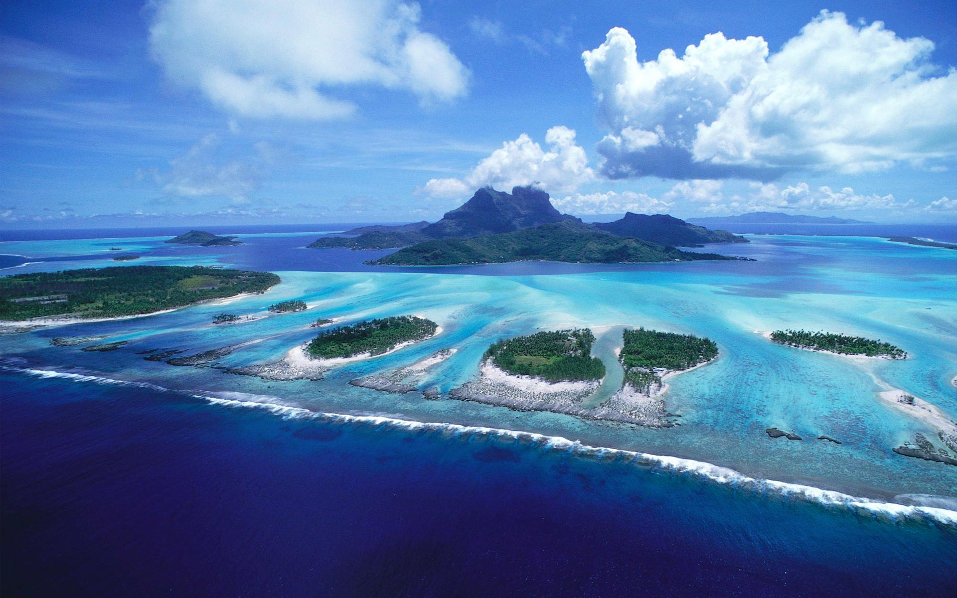 Bora Beautiful Island In French Polynesia HD Wallpaper
