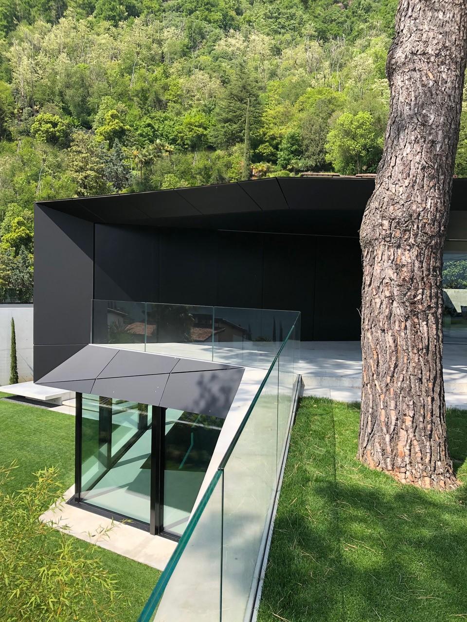 Zmb Architettura Completes Lugano House Wallpaper