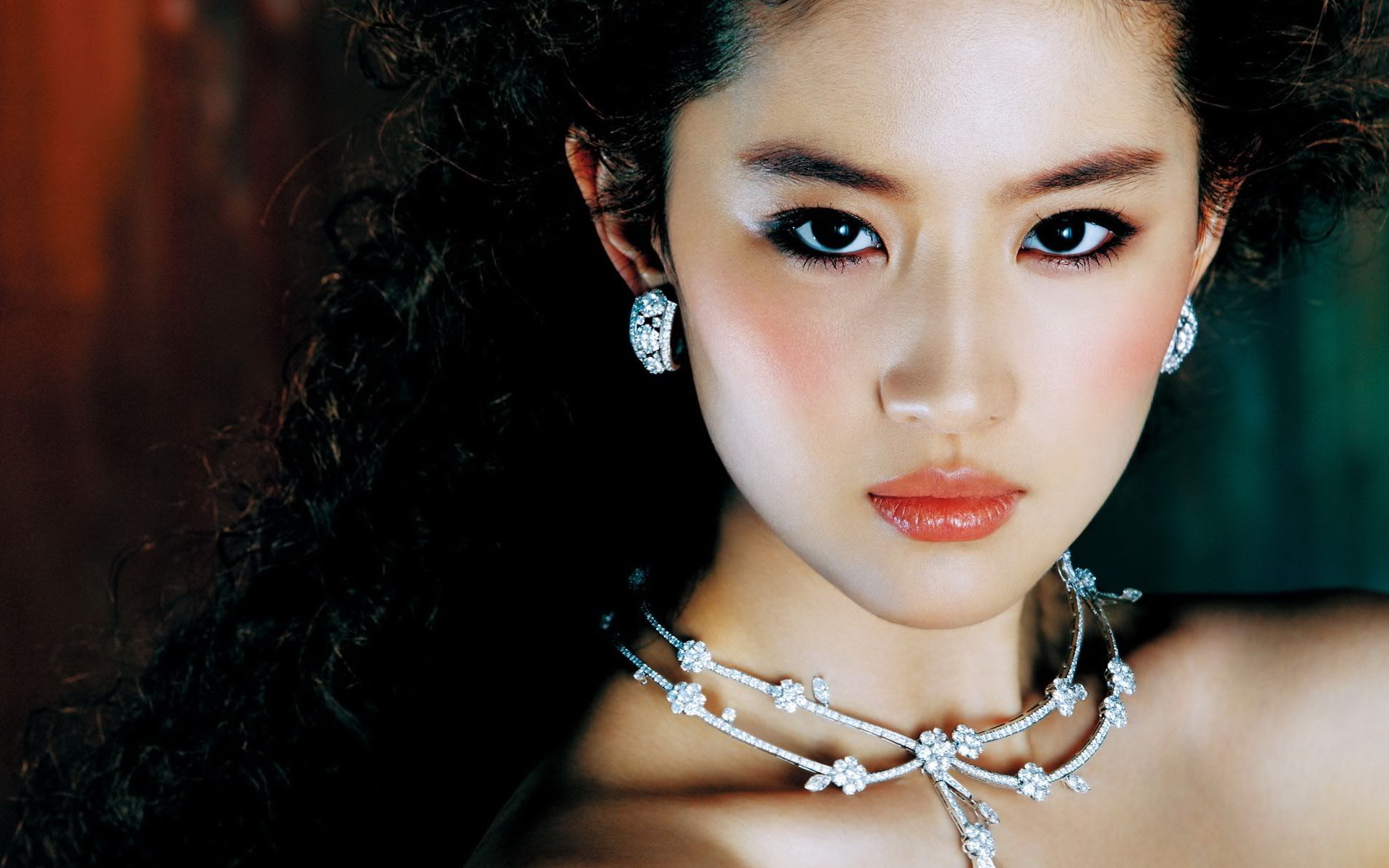 Beautiful Girl Wallpaper HD